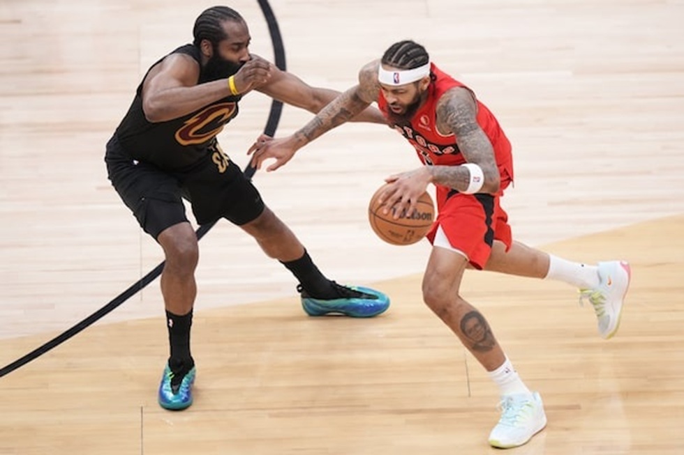 Ράπτορς – Καβαλίερς 93-89: Ισοφάρισαν τη σειρά οι Καναδοί