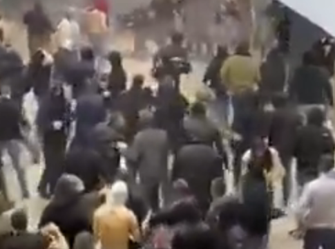 Σοβαρά επεισόδια στο Ερυθρός Αστέρας – Παρτιζάν! – Οικογένειες έτρεχαν να σωθούν, παιδιά έκλαιγαν (vid)