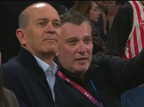 Ο Γιώργος Αγγελόπουλος στη Λιόν για το παιχνίδι του Ολυμπιακού με τη Βιλερμπάν