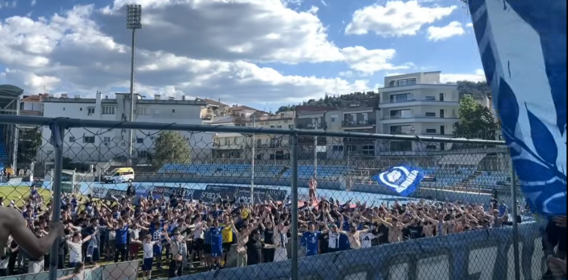 Συγκινητικές εικόνες στο… αντίο του ΠΑΣ Γιάννινα από τις επαγγελματικές κατηγορίες (vid)