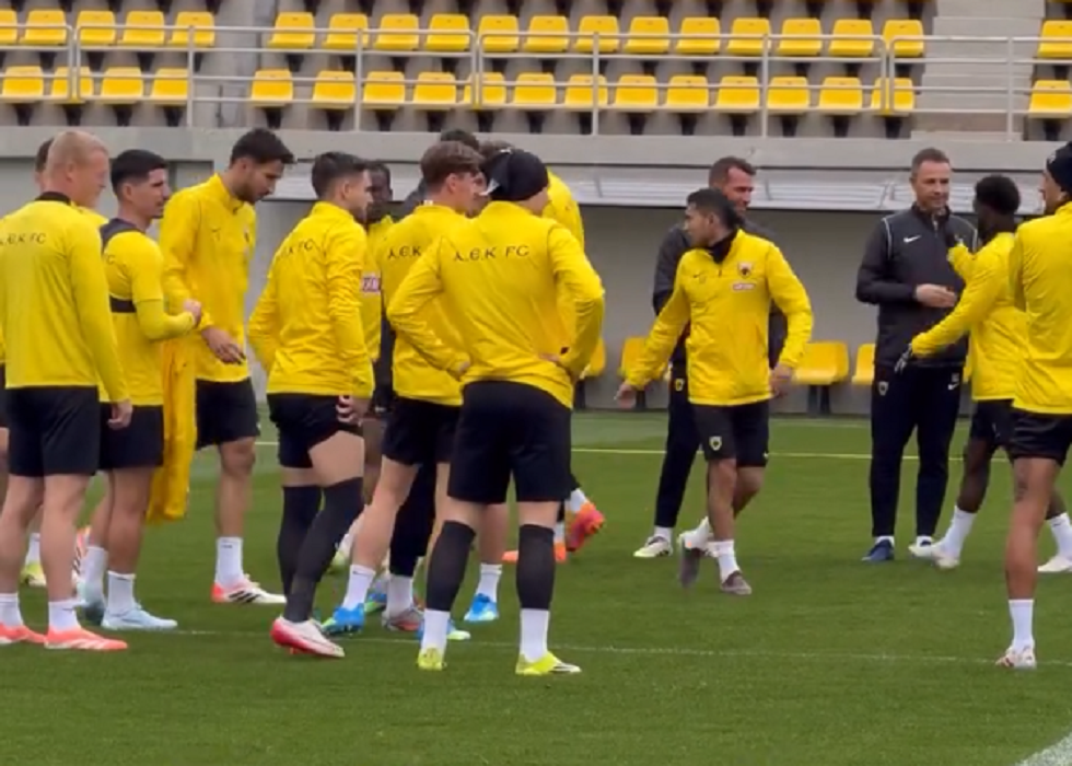 Επέστρεψαν όλοι οι διεθνείς στην ΑΕΚ που φορτσάρει για Ολυμπιακό (vids)