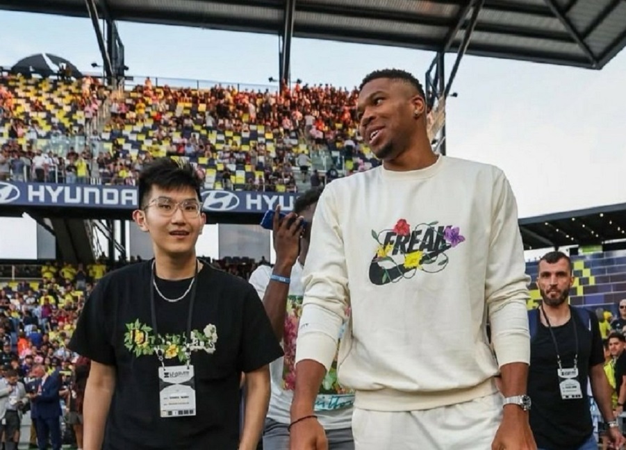 Ο Γιάννης Αντετοκούνμπο «έφερε» sold out στο «Nick Galis Hall»! Εξαντλήθηκαν τα εισιτήρια στο Άρης – Πανιώνιος