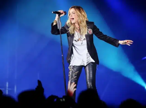 Άννα Βίσση: Το τέλος μιας φιλίας και κουμπαριάς – Της απαγόpεuσε μετά από 30 χρόνια να μπει στο καμαρίνι