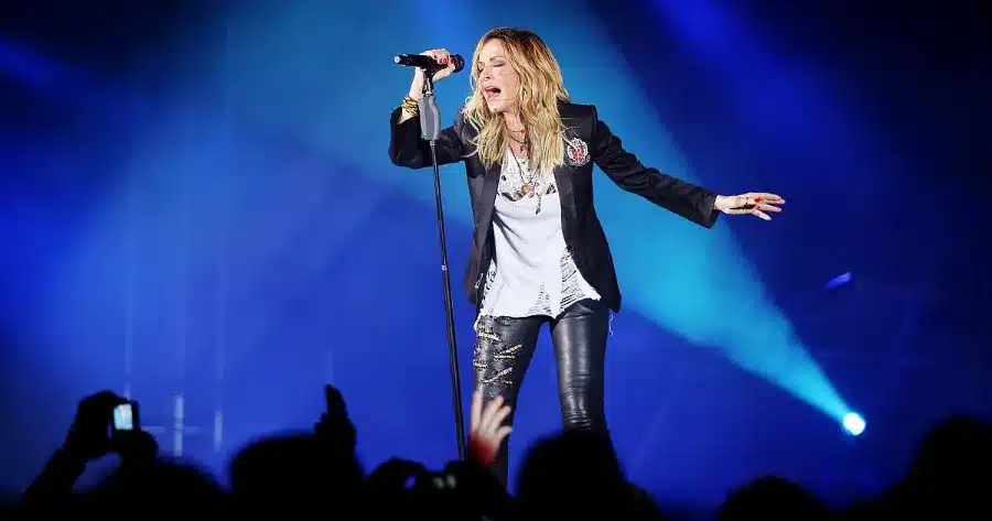 Άννα Βίσση: Το τέλος μιας φιλίας και κουμπαριάς – Της απαγόpεuσε μετά από 30 χρόνια να μπει στο καμαρίνι