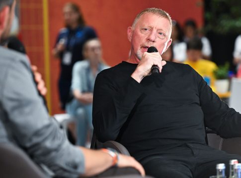 «Έκραξε» τον Τσιτσιπά ο Μπέκερ: «Αναρωτιέμαι πότε θα καταλάβει…»