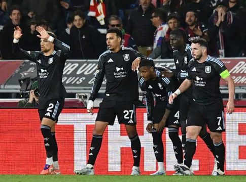 «Άλματα» πρόκρισης η Άστον Βίλα (1-3) και η Φράιμπουργκ (3-0)