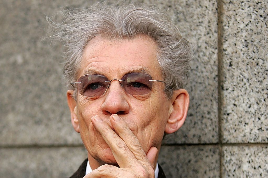 Ο Ίαν ΜακΚέλεν «ερωτεύτηκε» τον Τζόνι Ντεπ στο πλατό