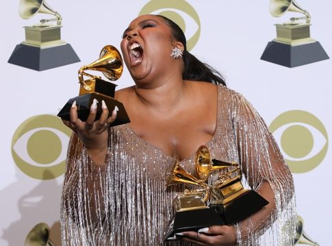 Lizzo: Αποκάλυψε ότι έκανε για πρώτη φορά σεξ μετά τα 30 της