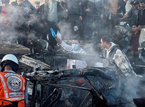 Η Χαμάς απορρίπτει τις εκκλήσεις για αφοπλισμό της αν δεν τηρήσει το Ισραήλ τις δεσμεύσεις του