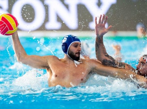 Ελλάδα – Σερβία 16-15: Απίθανη ανατροπή και νίκη για τη «γαλανόλευκη»