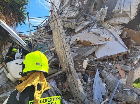 Κύπρος: Ένας νεκρός ανασύρθηκε από τα συντρίμμια της πολυκατοικίας που κατέρρευσε