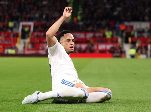 Μάντσεστερ Γιουνάιτεντ – Λιντς 1-2: «Σφαλιάρα» από τα «παγώνια»