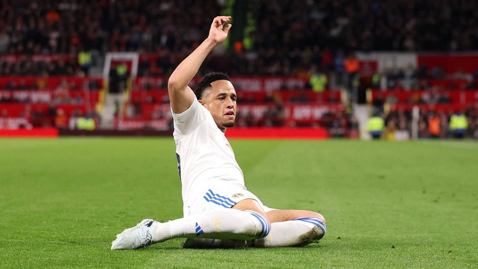 Μάντσεστερ Γιουνάιτεντ – Λιντς 1-2: «Σφαλιάρα» από τα «παγώνια»