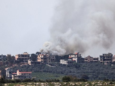 Ελλάδα και 17 ακόμη χώρες χαιρετίζουν τις συνομιλίες Ισραήλ και Λιβάνου – Καλούν σε αποκλιμάκωση