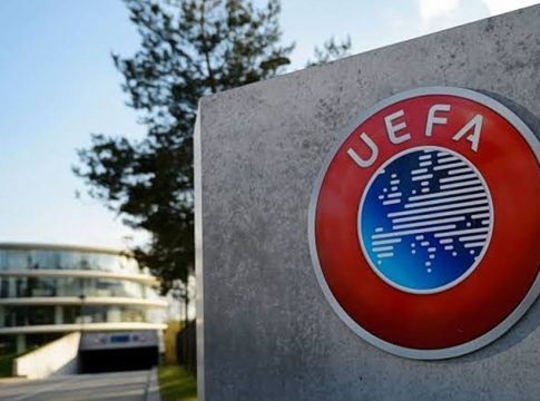 UEFA: Ποδόσφαιρο δισεκατομμυρίων και ανισοτήτων