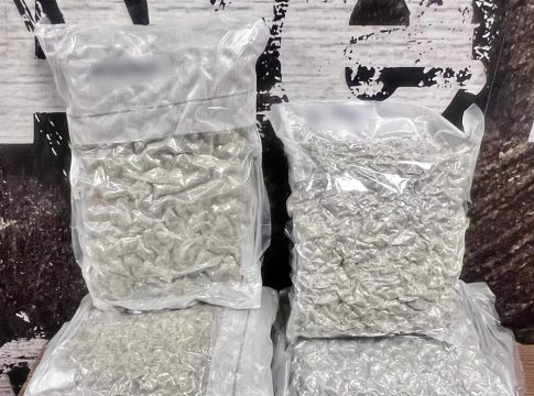 Έκαναν ταχυδρομικές παραγγελίες ναρκωτικών από το εξωτερικό – Συνελήφθησαν 45χρονος και ένας ανήλικος