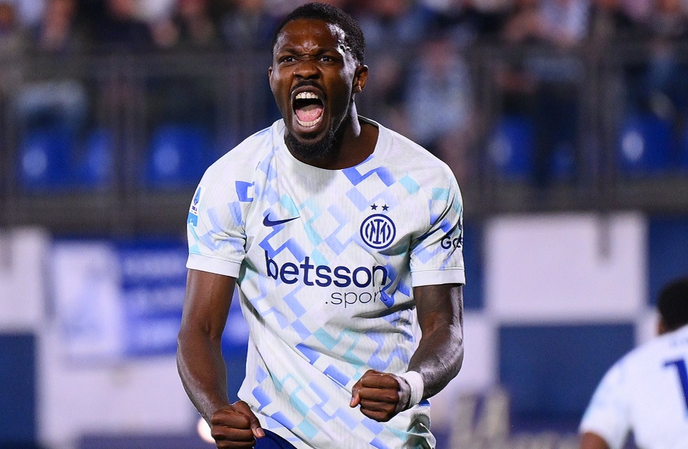 Κόμο – Ίντερ 3-4: Μυθική ανατροπή από το 2-0 και «αγκαλιά» με τον τίτλο οι «νερατζούρι!»