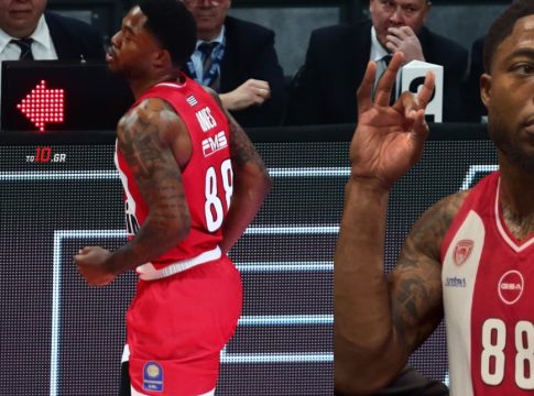 Το βίντεο με το «W» του Τζόουνς και η εξήγηση πίσω από την κίνηση που κόστισε… τρεις αγωνιστικές