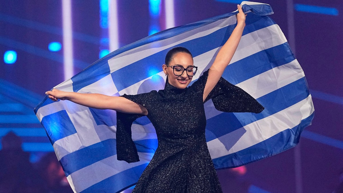 Σεισμός στην ελληνική showbiz: Η Κλαυδία είναι η τραγουδίστρια που έπεσε θύμα revenge porn! Το παρασκήνιο της δικαστικής διαμάχης με τον OGE