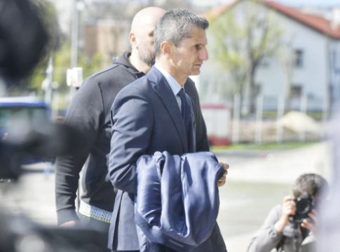 Πλήθος κόσμου αποχαιρετά τον Μιρτσέα Λουτσέσκου (vid, pics)