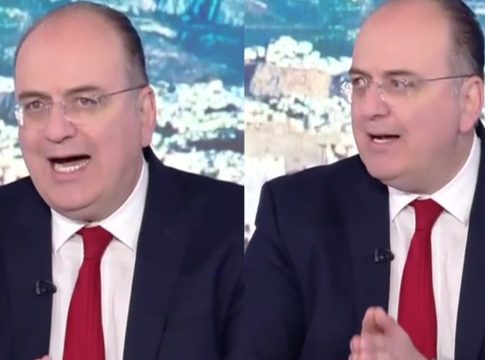 Ο Λαζαρίδης «έδωσε» πασίγνωστο παρουσιαστή που ήταν συμφοιτητής του στο κολλέγιο «μαϊμού» (vid)