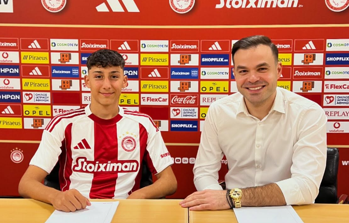 O νεότερος επαγγελματίας στην ιστορία του Ολυμπιακού – Ποιος είναι ο 15χρονος Άγγελος Μούτας που υπέγραψε στους Ερυθρόλευκους