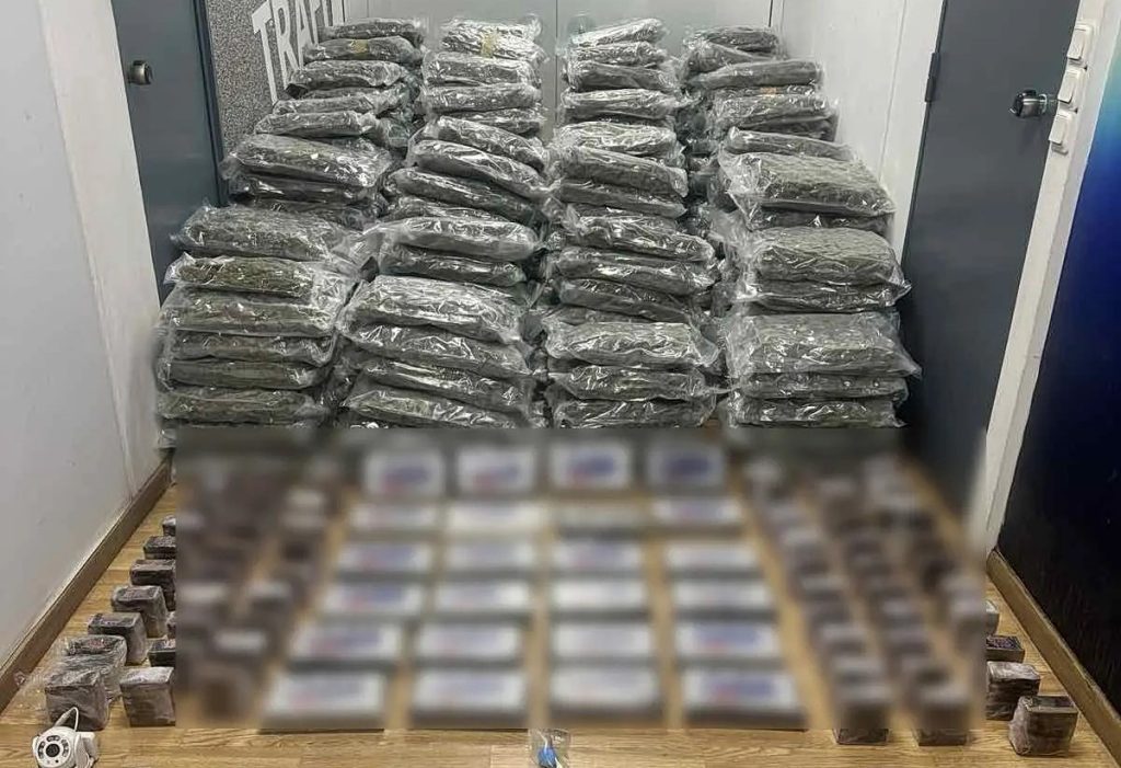 Εξαρθρώθηκε κύκλωμα που διακινούσε μεγάλες ποσότητες κοκαΐνης και κάνναβης – Κατασχέθηκαν ναρκωτικά αξίας 2,5 εκατ. ευρώ