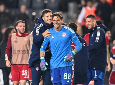 Ολυμπιακός: Σαν σήμερα η πρόκριση επί της Φενέρ και οι επεμβάσεις του Τζολάκη στα πέναλτι (pic, vid)