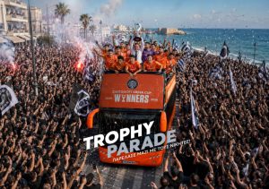 Live streaming η παρέλαση του ΟΦΗ στο Ηράκλειο με το ανοιχτό λεωφορείο