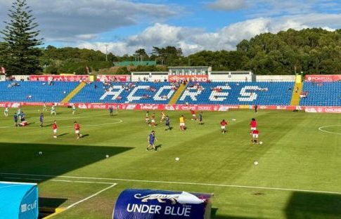 Καταπονημένη, λαβωμένη & με το μυαλό στον ημιτελικό