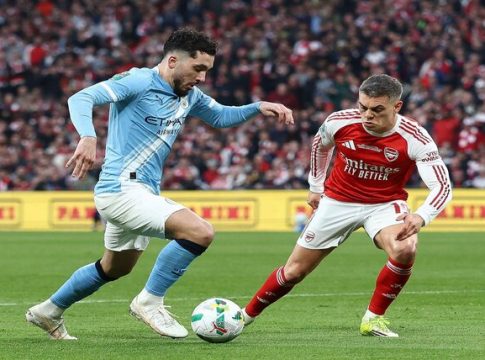 Με αντίθετο μομέντουμ στο ματς της χρονιάς