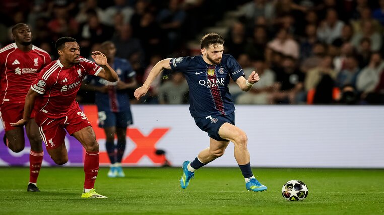 Στο επίκεντρο οι φιλοξενούμενοι αρτίστες