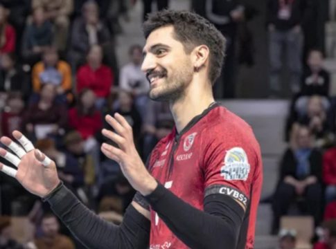 Ολυμπιακός: Πήρε Κωτσάκη, κλείνει Ράπτη