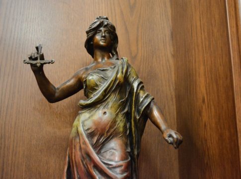 Υποκλοπές: Παραίτηση Τζαβέλλα ζητά ο Δικηγορικός Σύλλογος Αθηνών