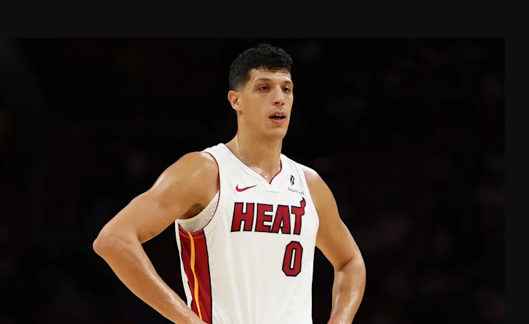 Ο Φοντέκιο τοποθετήθηκε για τη συνέχεια της καριέρας του: Οι Χιτ και μία ενδεχόμενη επιστροφή στην Ευρώπη που θα άλλαζε τα δεδομένα