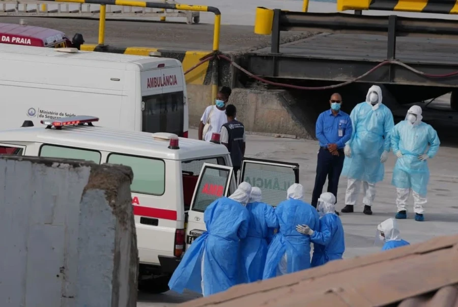 Παγκόσμιος συναγερμός: Πάνω από 100 ασθενείς από νοροϊό σε κρουαζιερόπλοιο – Τι είναι και πως μεταδίδεται