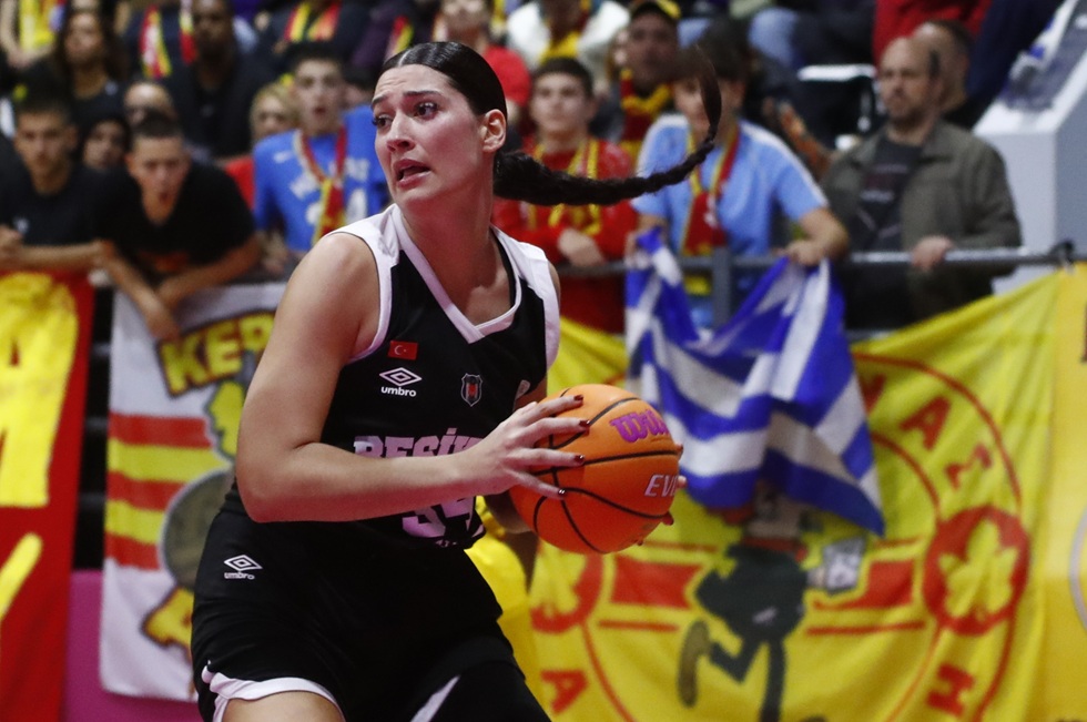 Τέλος από τις Γκόλντεν Στέιτ Βάλκιρις η Μαριέλλα Φασούλα (pic)