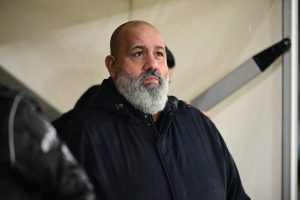 Καραπαπάς: «Υπάρχουν άλλοι κανονισμοί για εμάς;» (pic)