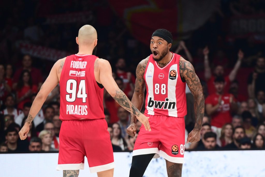 Ολυμπιακός, Final Four 2026: Η απόδοση έδειχνε κούπα από την αρχή και η Αθήνα περιμένει τους «ερυθρόλευκους»