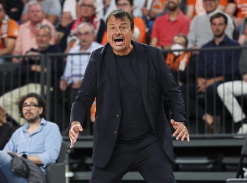 Αταμάν: «Έχει και την εμπειρία και το ειδικό βάρος για να πάρει το σουτ της νίκης ο Χέις-Ντέιβις»