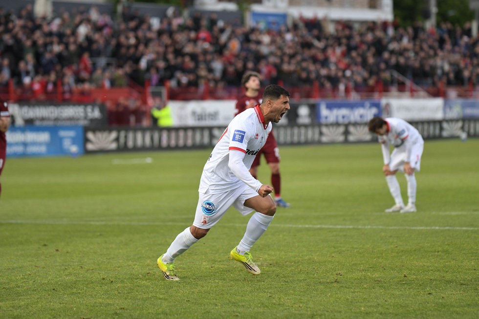 Πανσερραϊκός – ΑΕΛ Novibet 1-1: «Ροντέο» στις Σέρρες, οι γηπεδούχοι ισοφάρισαν με πέναλτι στο 90+9′! (1-1)