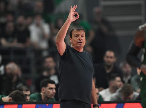 Έξαλλος Αταμάν στο ημίχρονο: «Είμαι 25 χρόνια προπονητής στην Euroleague, δεν έχω ξαναδεί τέτοιο πράγμα» (vid)