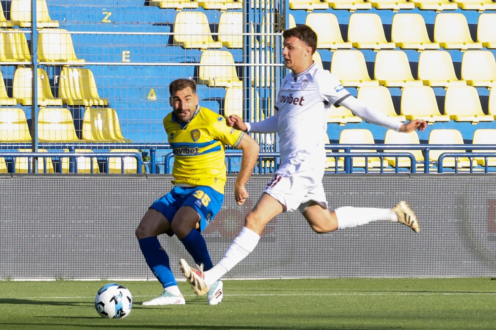 Παναιτωλικός – ΑΕΛ Novibet 1-1: Σοκ στο 95′ για τους Θεσσαλούς, εξασφάλισαν την παραμονή οι Αγρινιώτες (vid)