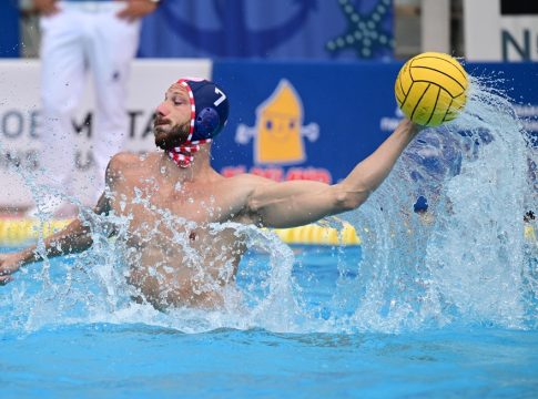 Βουλιαγμένη – Ολυμπιακός 13-14: Πέρασε από τον λαιμό και προκρίθηκε στους τελικούς