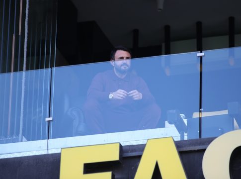 Η αινιγματική ανάρτηση του Καρυπίδη για την αποχώρησή του από την ΠΑΕ Άρης