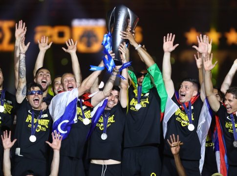 Η απονομή της φετινής Stoiximan Super League στην ΑΕΚ (pics, vids)