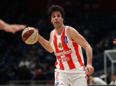 «Ο Μίλος Τεόντοσιτς επιστρέφει στον Ερυθρό Αστέρα»