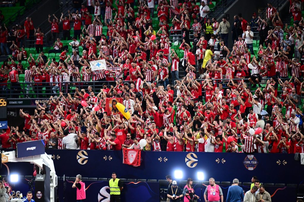 «Αστακός» το «T-Center» για τον τελικό του Final Four: Πώς θα μετακινηθούν οι οπαδοί Ολυμπιακού και Ρεάλ