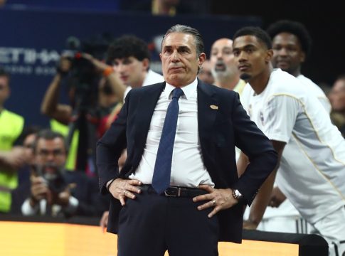 Σκαριόλο: «Τραυματίστηκε ο Γκαρούμπα, δεν ξέρουμε τι θα γίνει…»