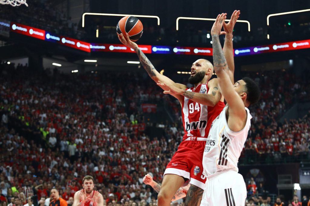 Όλοι οι πόντοι του MVP Εβάν Φουρνιέ στον μεγάλο τελικό (vid)